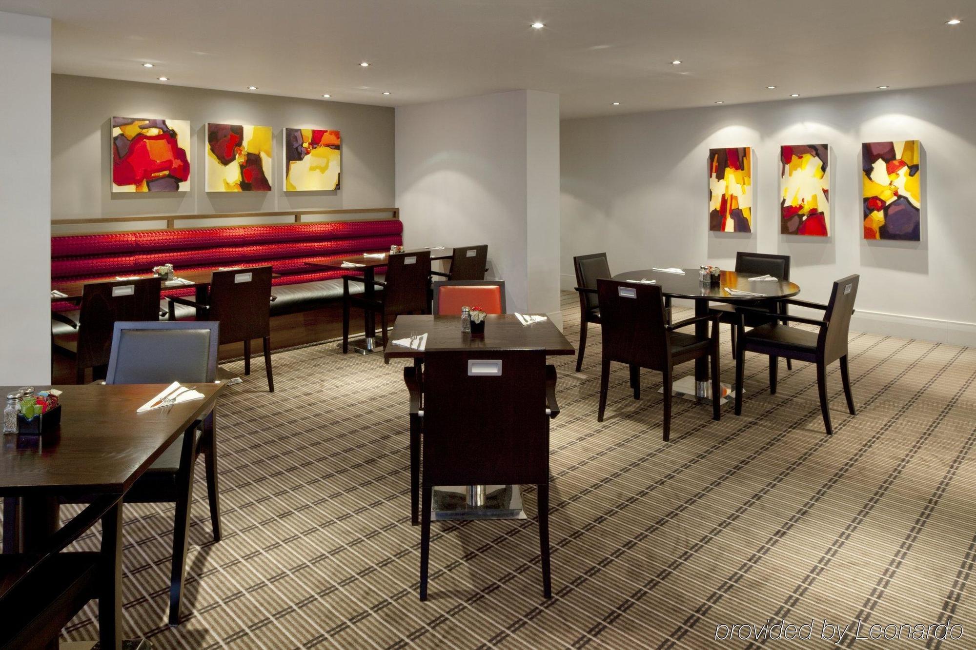 Holiday Inn Express Milton Keynes, An Ihg Hotel Restaurant foto